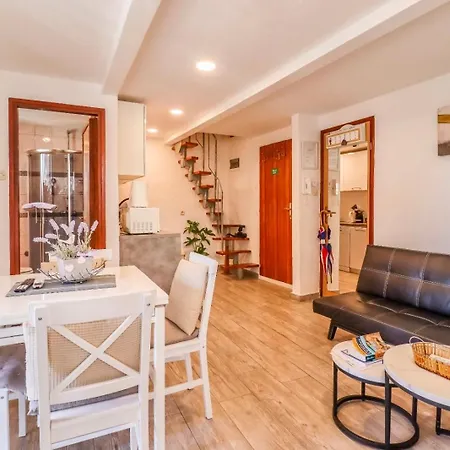 Orkic * Ровинь